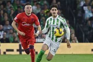 Ruben Vargas (à gauche, ici face au Betis) s'est blessé tout seul dimanche KEYSTONE/EPA/Julio Munoz
